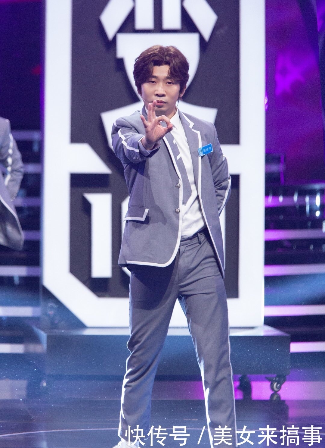 《王牌对王牌》被网友骂翻！用钱砸出来的节目，靠情怀能撑多久？