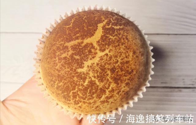 高糖酵母|第一次做蘑菇面包，口感外脆里软又香甜，还能给烘焙增添乐趣