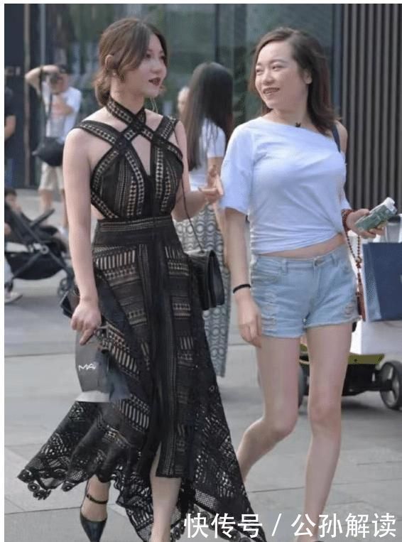 同样是“吊带”连衣裙，小姐姐的是“剪纸”设计吧好独特