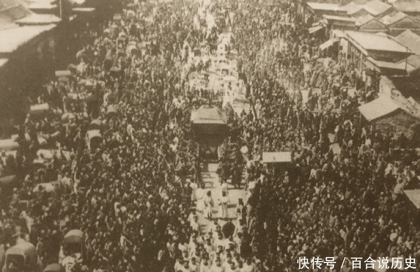 百姓|光绪：最后一个国葬出殡的皇帝，128人抬棺，沿途百姓自愿跪送