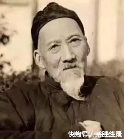 黄山汤口&92岁老人眼睛看不见,凭记忆画了一幅画,结果卖出3.45亿