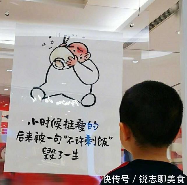 |爆笑段子:搭女同事的顺风车去办事,我坐在副驾驶