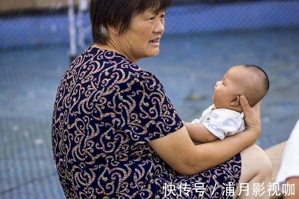 骨质疏松|50岁左右女性,身材胖点好还是瘦点好体重标准已给出,对照看看