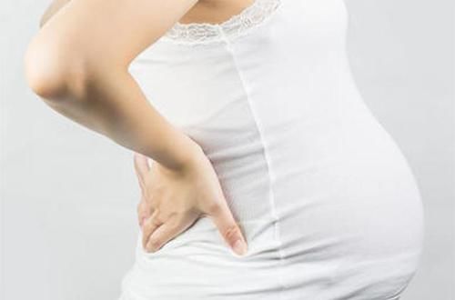 生孩子过程艰辛，要经过开宫口时期，那临产时吃什么开宫口快？