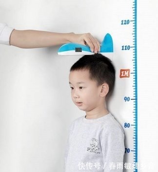 身高|男孩子身体的3个“异常”,身高或已出现“停滞”,若是一个不占,有望长到180
