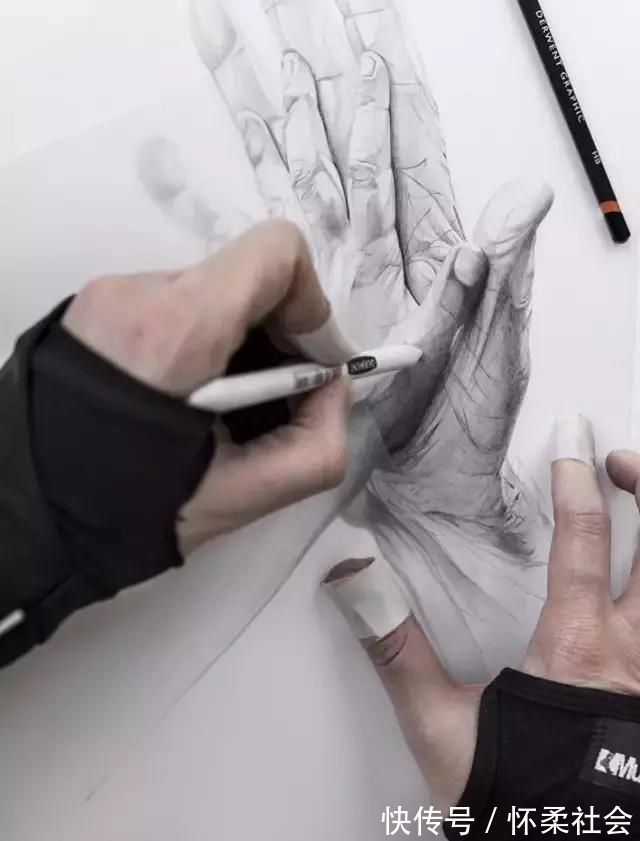 inck|超写实素描就是这样一步一步擦出来的