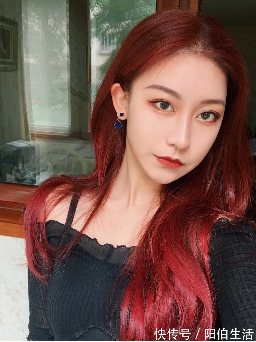 元气满满 是时候染发了!今夏流行这6款发色,太显白了