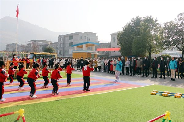 年会|竹溪县举办“健康校园?活力儿童”首届幼教年会