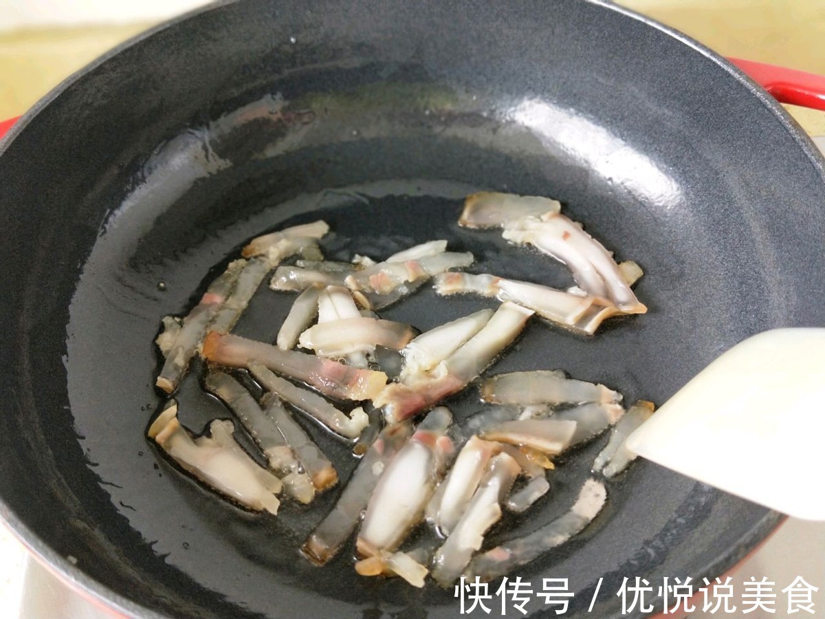 低脂美味的家常小炒，鲜美下饭，做法简单，大人小孩都爱吃