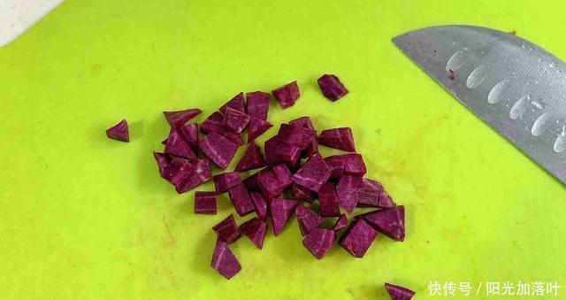 妈妈|我妈妈坚持每周喝“它”,现在她50岁了,没有大肚腩