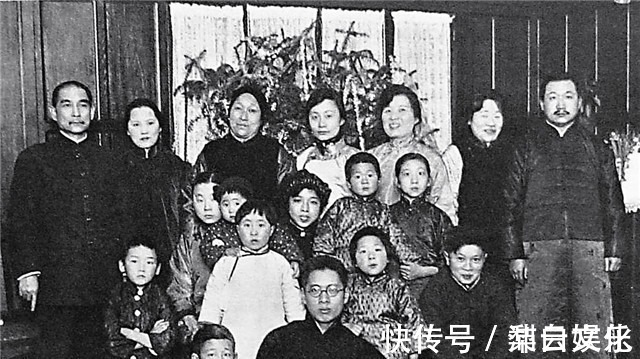 宋庆龄&宋家三姐妹为何都那么优秀,看看她们的母亲,真是其母必有其女