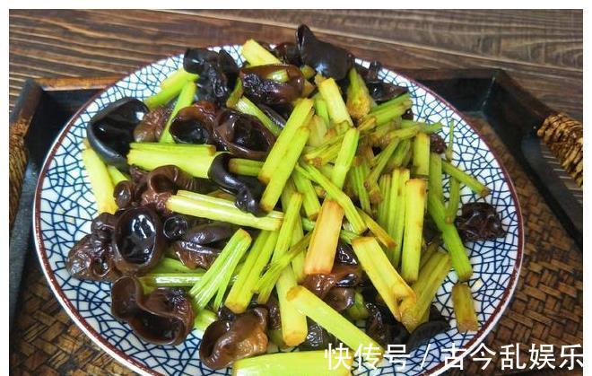 植物油|立秋后,遇到此菜我从不手软,简单一炒就很香,低热量不长肉