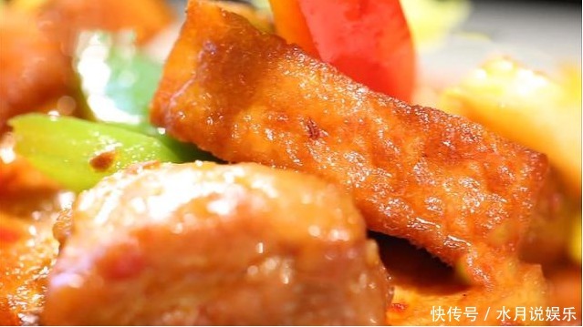  教你做|大厨教你做“家常豆腐”，豆腐不碎又入味，做法简单，10分钟搞定