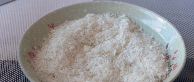 喜欢吃糯米粉的快收藏,不发面不烫面,5斤糯米粉不够吃,真过瘾