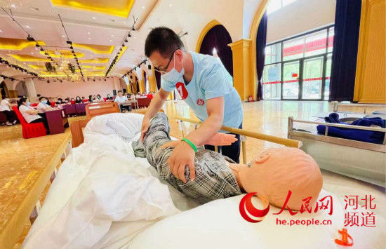 护理员|河北廊坊开展养老护理员职业技能大“比武”