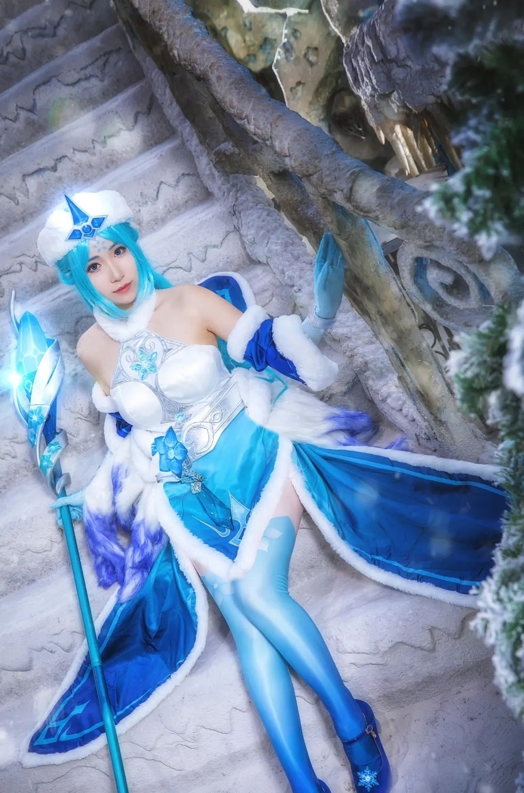 王者荣耀|cos：王者荣耀王昭君冰雪之华cos正片@隽