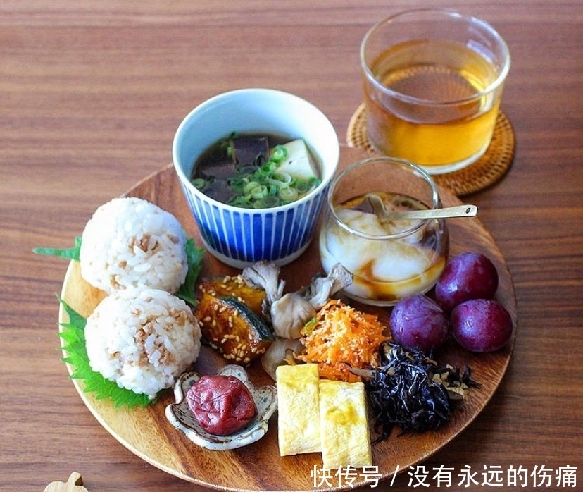 日本主妇晒一周轻食极简早餐,简单又精致,营养丰盛,吃饱又吃好