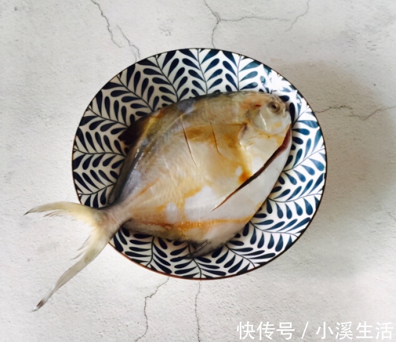屋香|家庭版红烧鲳鱼,味道鲜美,制作简单,出锅满屋香