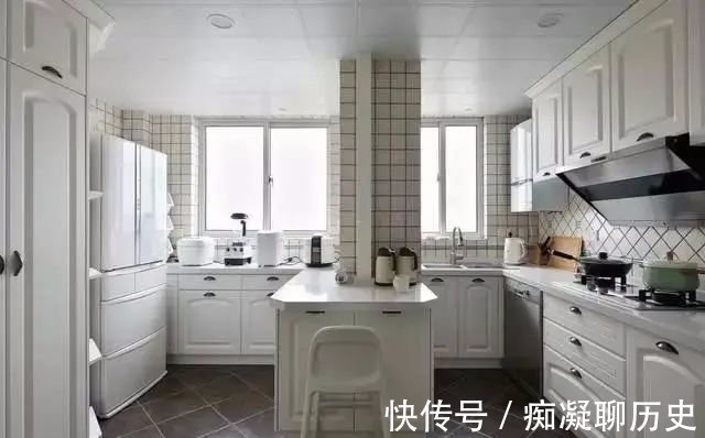 表哥|表哥的婚房,进门就给鞋柜吓到了,餐厅时尚,厨房效果让人赞叹