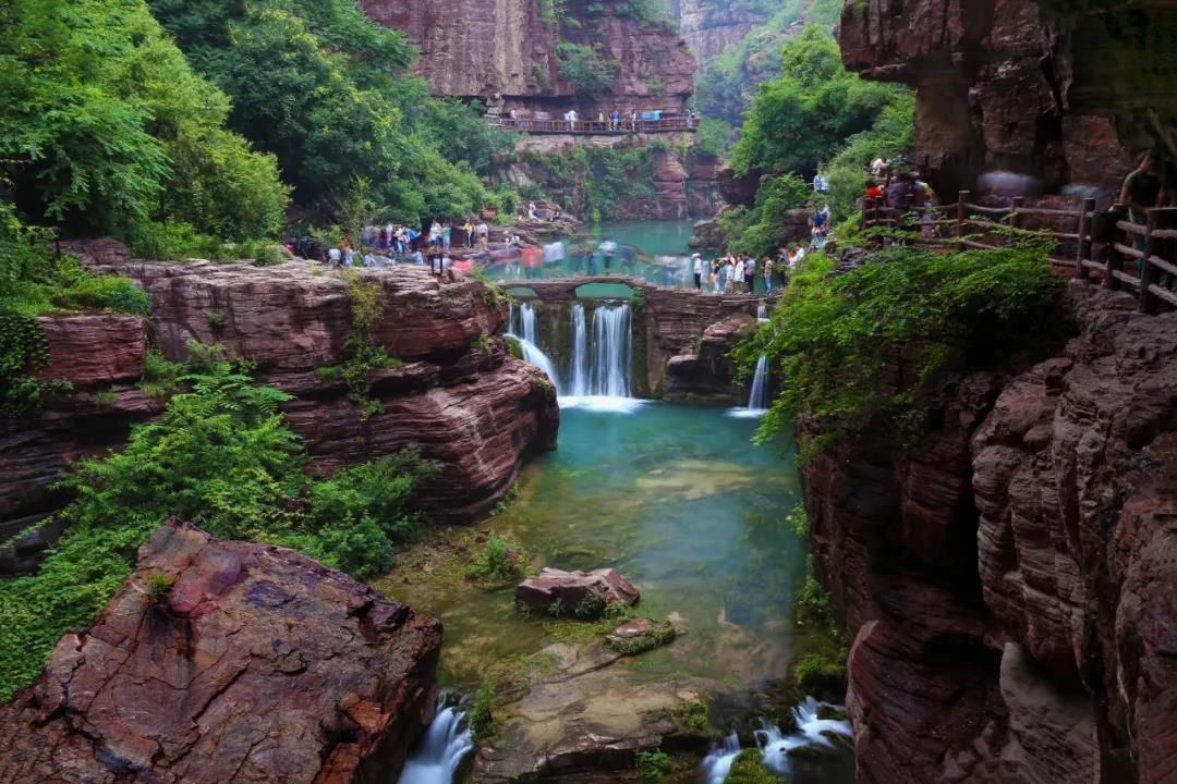 中年|春节假日旅游快讯（五）丨大年初四， 严把旅游安全关，欢欢喜喜过大年