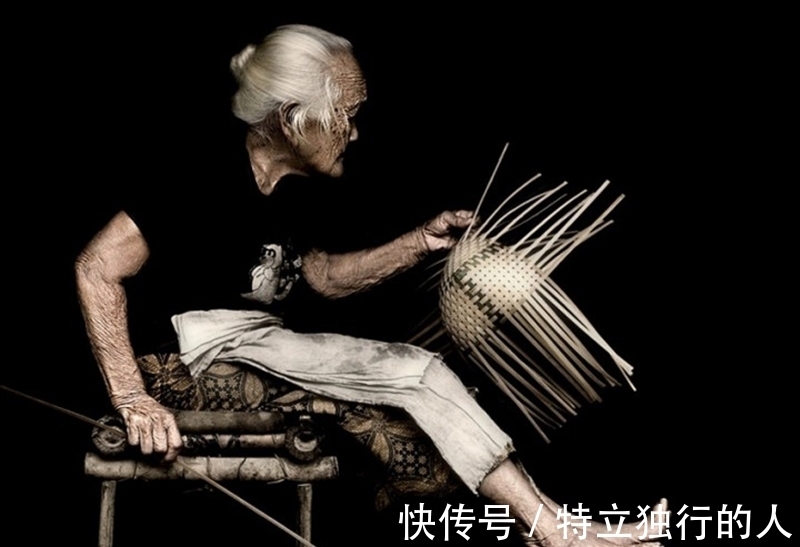 亚亚|生活处处有好诗,山西大妈原创诗词集,锤炼平凡之美,每首都惊艳