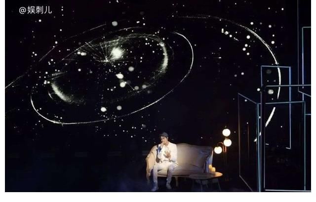 r1se|独家探访赵让TME live首秀:这一次,他一个人撑起了整个舞台