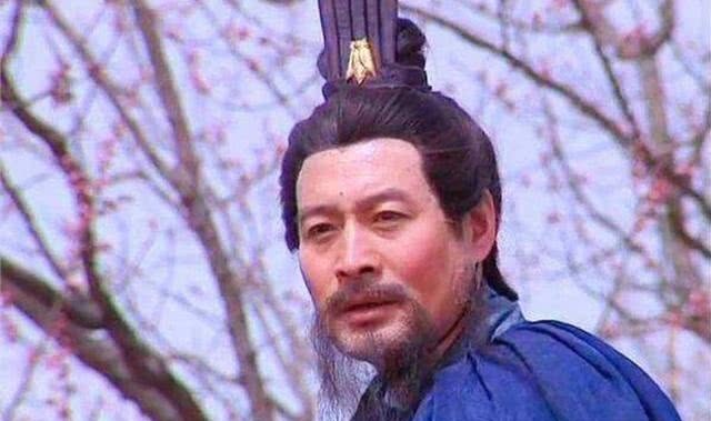 刘备|法正为何深得刘备信任？他的人品配不上才智，卖主求荣为人不齿