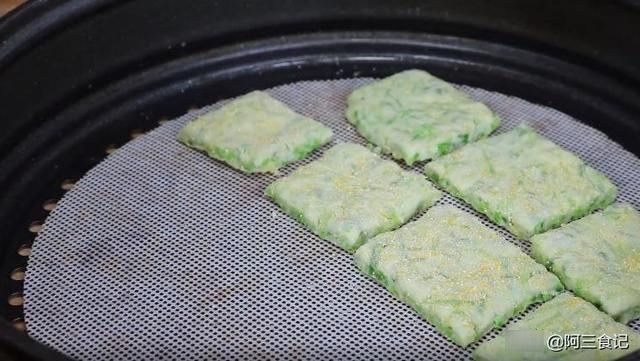 冬天萝卜最解馋做法，不炒不炖不腌，放锅里蒸一蒸，上桌比肉还香