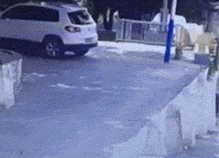 |搞笑GIF:这个自行车仅限女性使用,但我不知道为什么