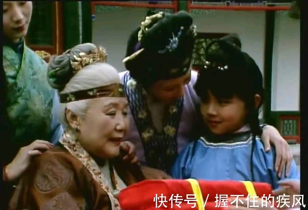 贾母!红楼梦:贾宝玉路人皆知,甄宝玉却藏得很深,他是谁?真意想不到