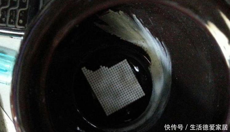 适合|花盆里加点这个,不烂根不黄叶,轻松养满盆