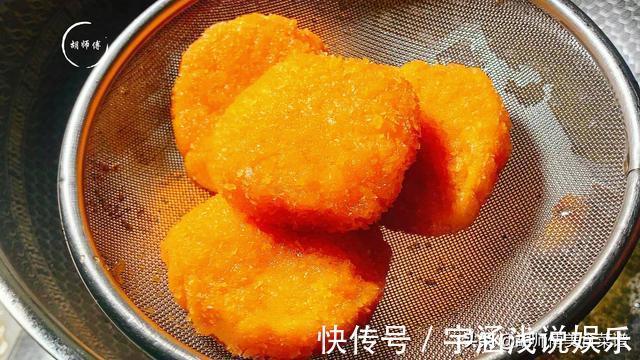 油温|做南瓜饼时,只加糯米粉是大忌!大厨:牢记3点,南瓜饼更香更软