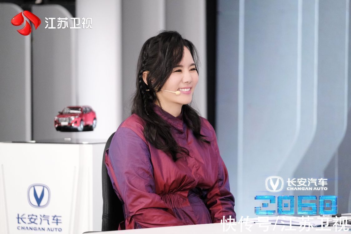 《2060》助演嘉宾空降星环城 龚琳娜传授独门秘籍