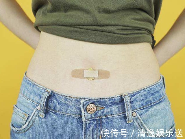 脚底板|奉劝大家女人常用生姜擦身体2部位,排出湿寒,减掉小肚腩