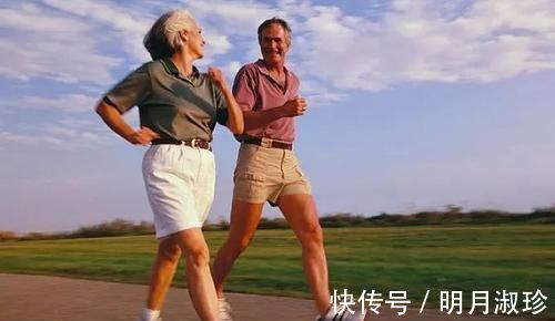 排便|便秘的“死对头”被发现,每天吃几口,排便顺畅,健康又长寿