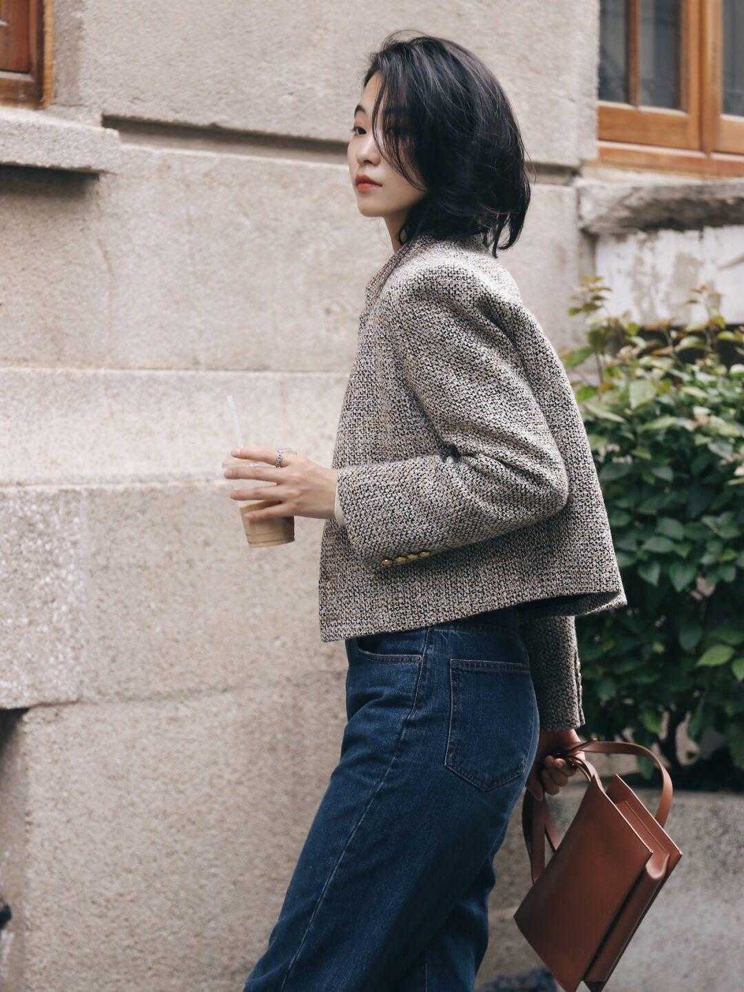 穿搭 简约大气的极简风穿搭,舒适随性又不挑人,每一套都能照穿