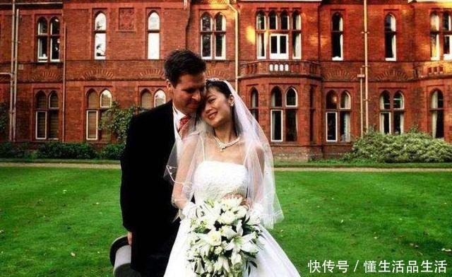 主持人|前央视著名才女姜丰,修改国籍为爱远嫁,如今离婚后过的怎样
