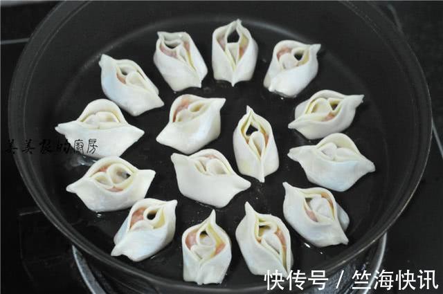 蝴蝶煎饺|儿子三天两头要吃此早餐,平底锅一烙10分钟就上桌,解馋还顶饱