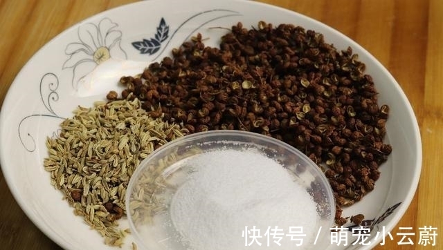 菜品|椒盐不用买,简单几步,在家就能做,比买的还香,无添加更放心