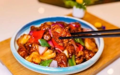  广州老牌星级酒店，传统粤菜回味无穷