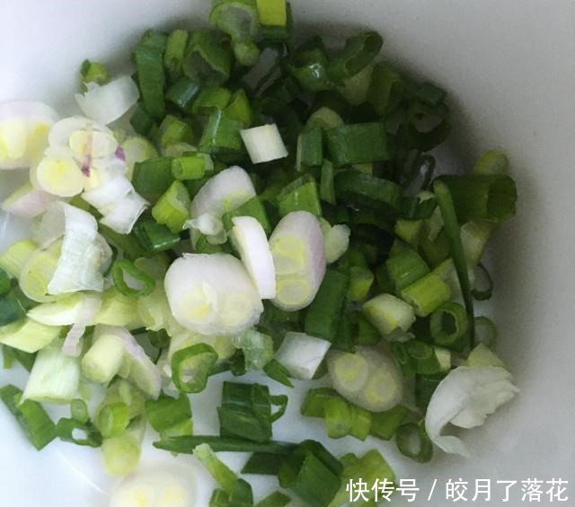 萝卜丝|清炒萝卜丝,家常小菜,爽口极了