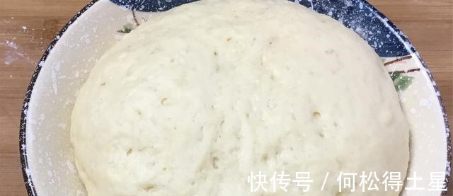 烤箱|想吃甜甜圈没有烤箱教你一招，轻轻松松做出松软的甜甜圈！