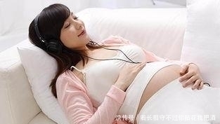 男孩|住在“泡泡”里的男孩,12岁才第一次碰到妈妈,他的经历令人泪目