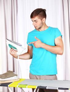 生活小妙招阴雨天该如何晾衣服干得快