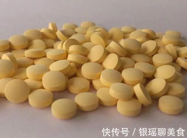 生根水还买4种东西放水里,大白根呼呼冒,扦插用得上