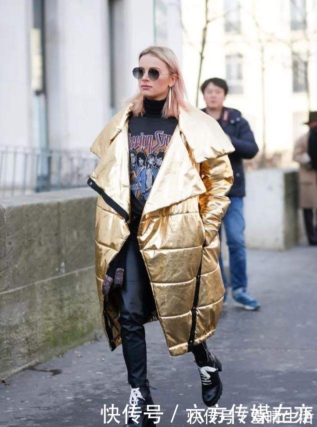 穿搭|女人买羽绒服,就选这3个颜色,显白显年轻,明年穿都不过时