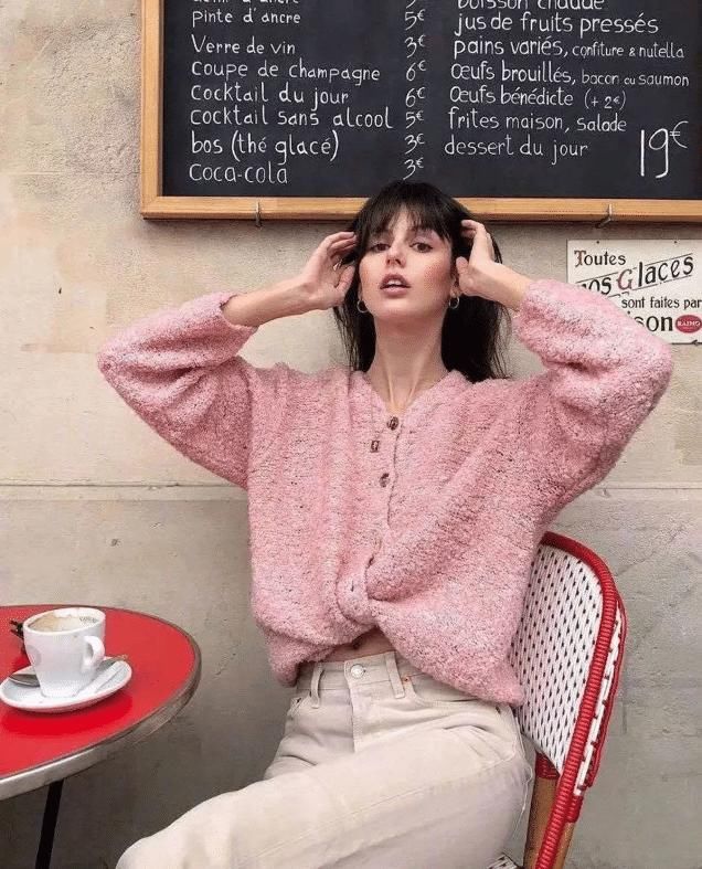 今年流行色“奶油色”怎么搭？与其打扮时髦，不如穿的干净舒适