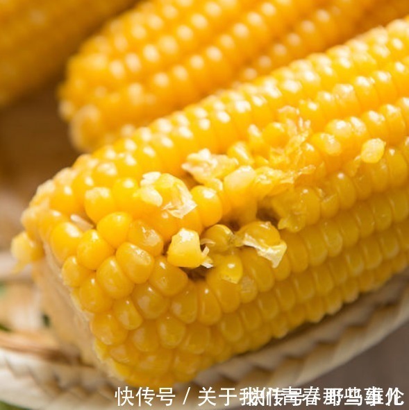 玉米|保存玉米时，不能直接冷冻，大厨教你方法，放1年不坏，鲜甜软嫩