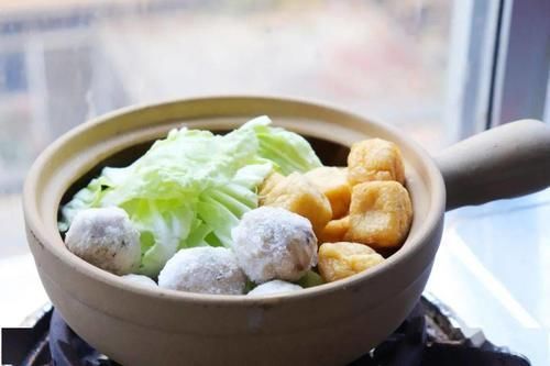 天冷了,多给家人做这锅白菜煲,热乎乎一大锅,上桌汁都抢着吃!!!