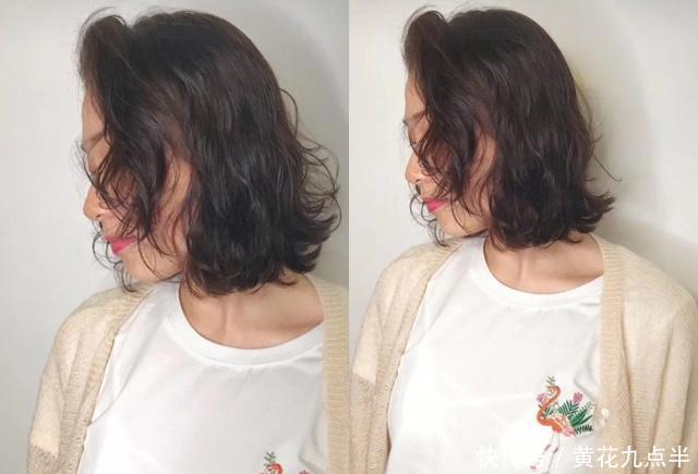 脸大|2021年流行的“肩上烫”发型,适合脸大的女生,非常显脸小!